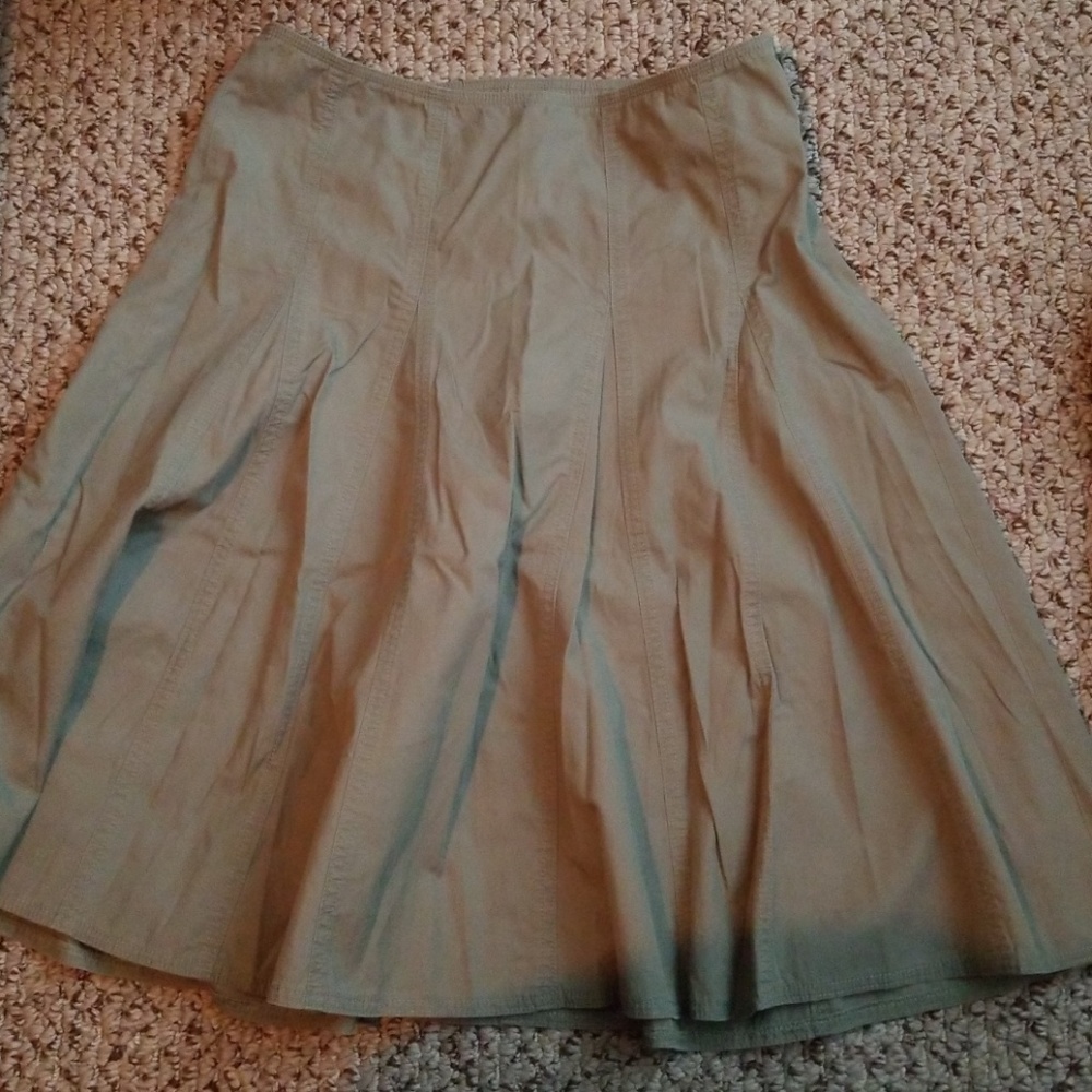 GAP skirt